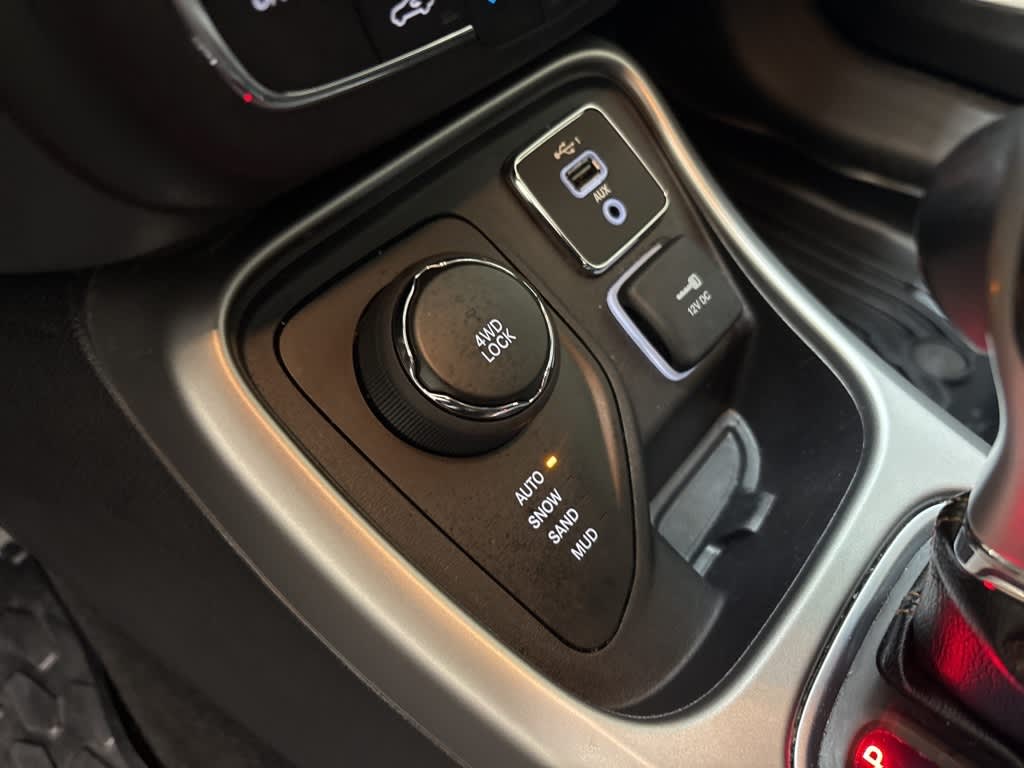 Thumbnail: 2020 Jeep Compass - 25