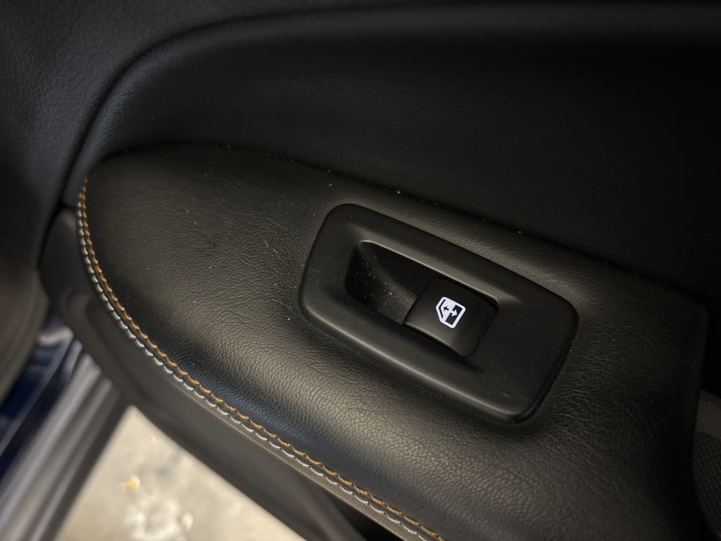 Thumbnail: 2020 Jeep Compass - 33