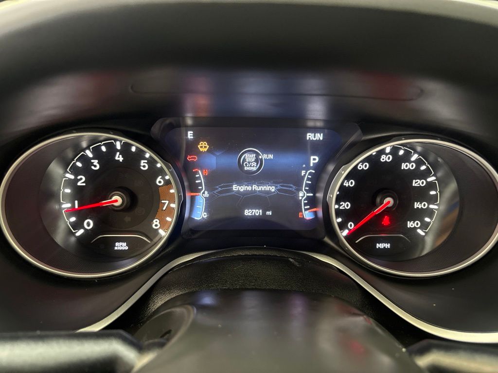 Thumbnail: 2018 Jeep Compass - 16