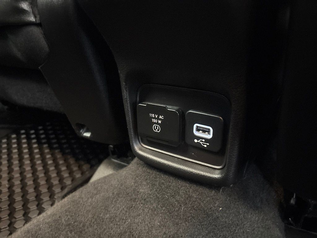 Thumbnail: 2018 Jeep Compass - 39