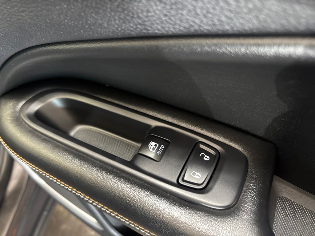 Thumbnail: 2018 Jeep Compass - 41