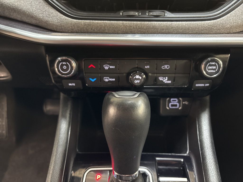 Thumbnail: 2024 Jeep Compass - 25