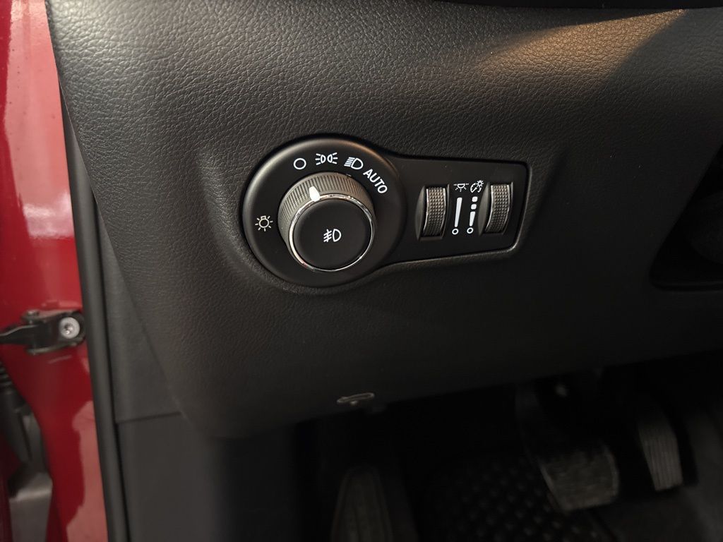 Thumbnail: 2026 Jeep Compass - 24