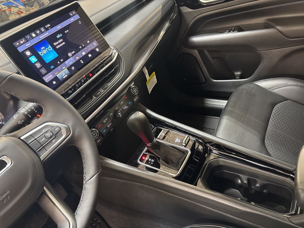 Thumbnail: 2026 Jeep Compass - 15