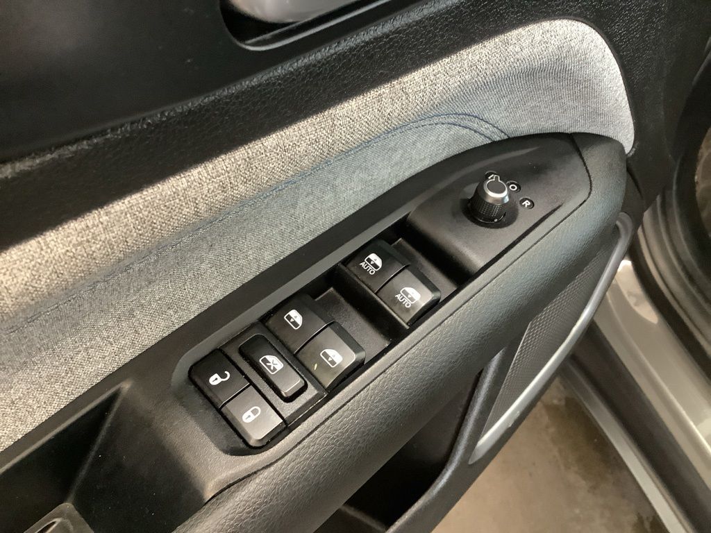 Thumbnail: 2024 Jeep Compass - 21