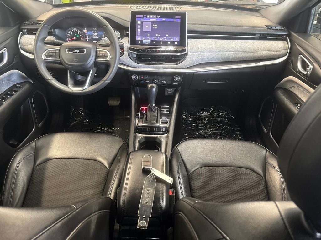 Thumbnail: 2024 Jeep Compass - 12