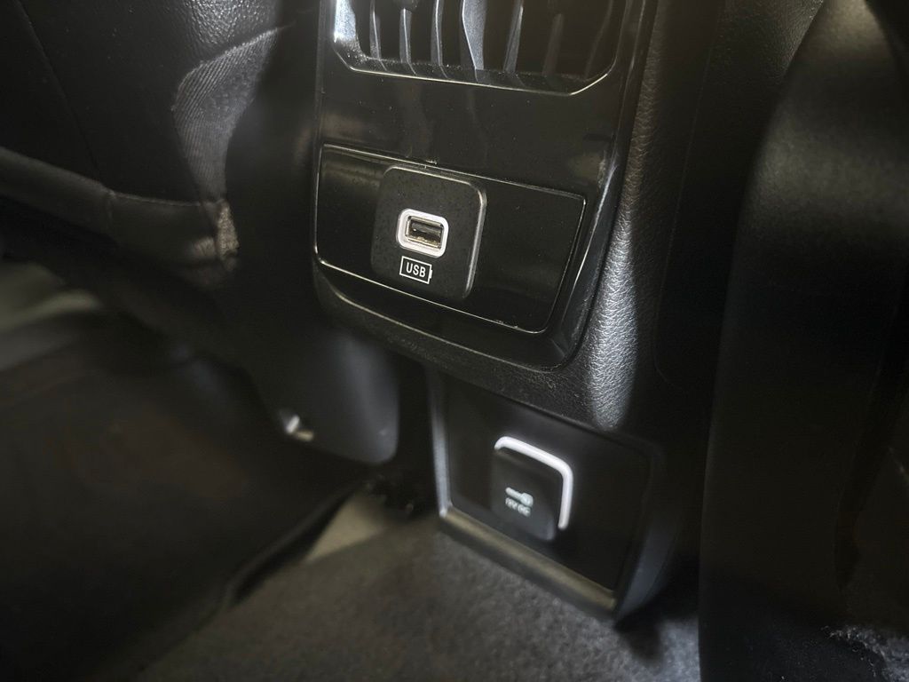Thumbnail: 2024 Jeep Compass - 37