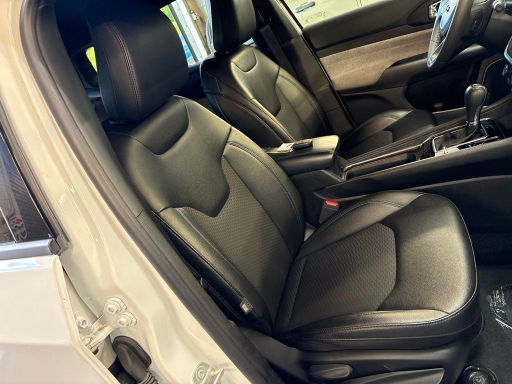 Thumbnail: 2024 Jeep Compass - 9