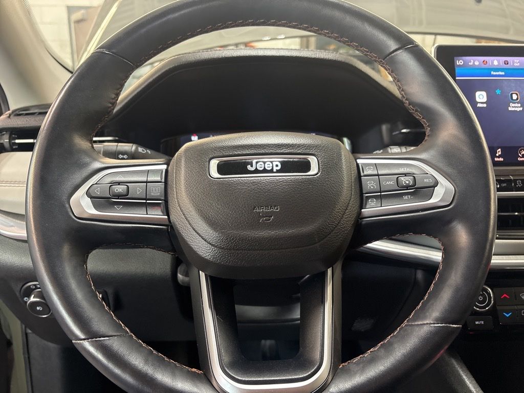 Thumbnail: 2022 Jeep Compass - 8