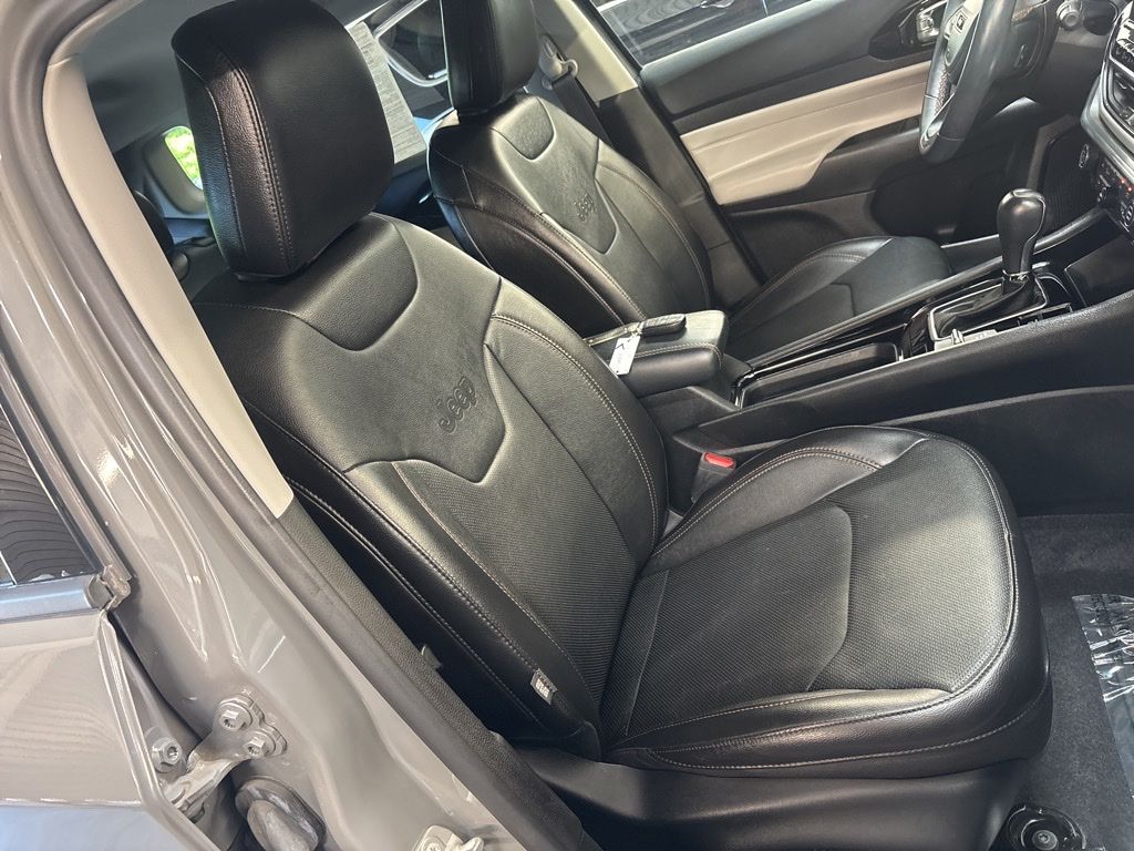 Thumbnail: 2022 Jeep Compass - 42