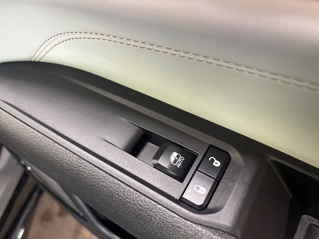 Thumbnail: 2022 Jeep Compass - 41