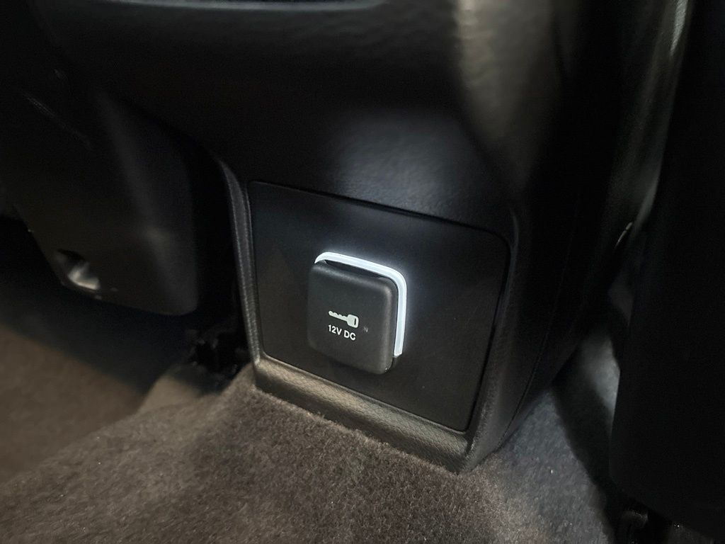 Thumbnail: 2022 Jeep Compass - 38