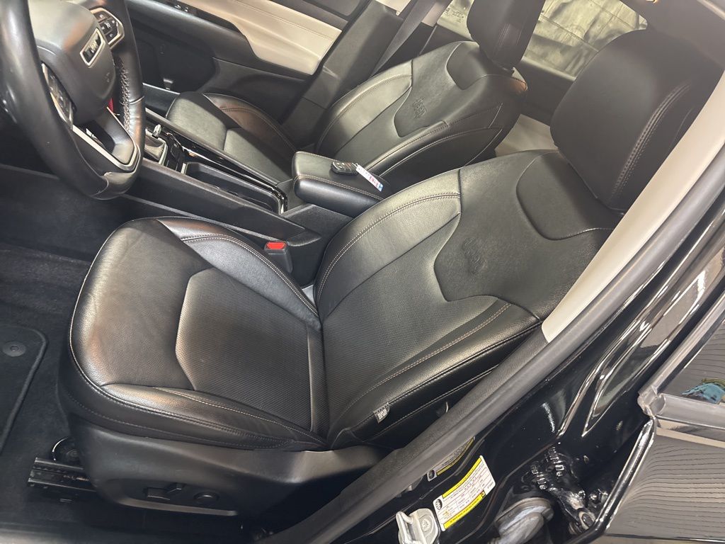 Thumbnail: 2022 Jeep Compass - 9