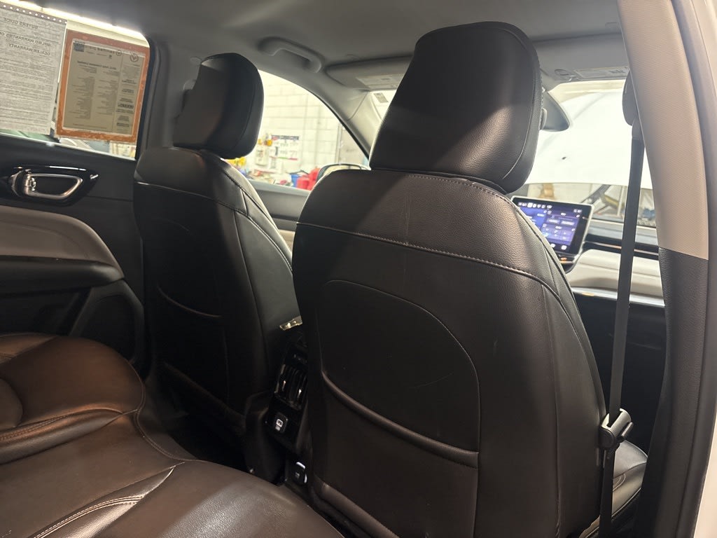 Thumbnail: 2022 Jeep Compass - 38