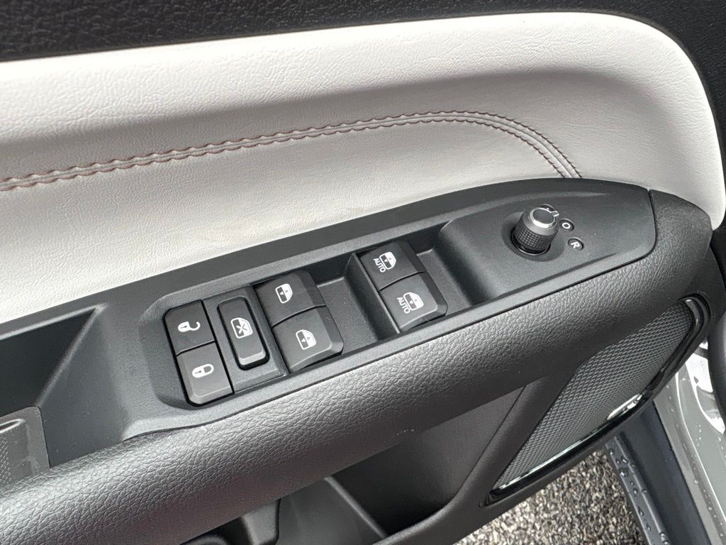 Thumbnail: 2026 Jeep Compass - 20