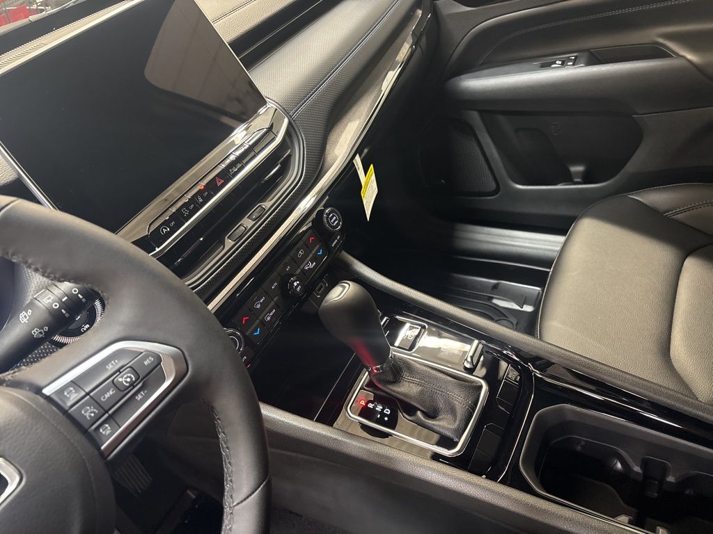 Thumbnail: 2026 Jeep Compass - 22