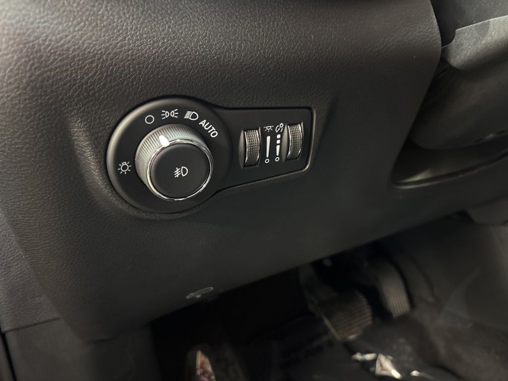Thumbnail: 2026 Jeep Compass - 23