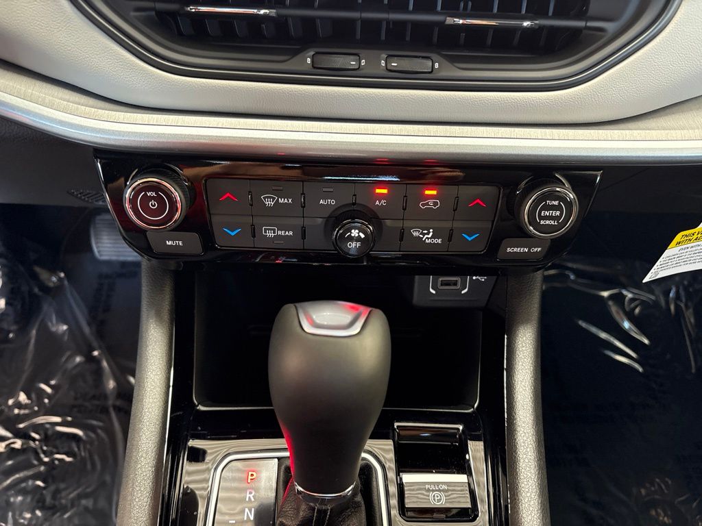 Thumbnail: 2026 Jeep Compass - 30