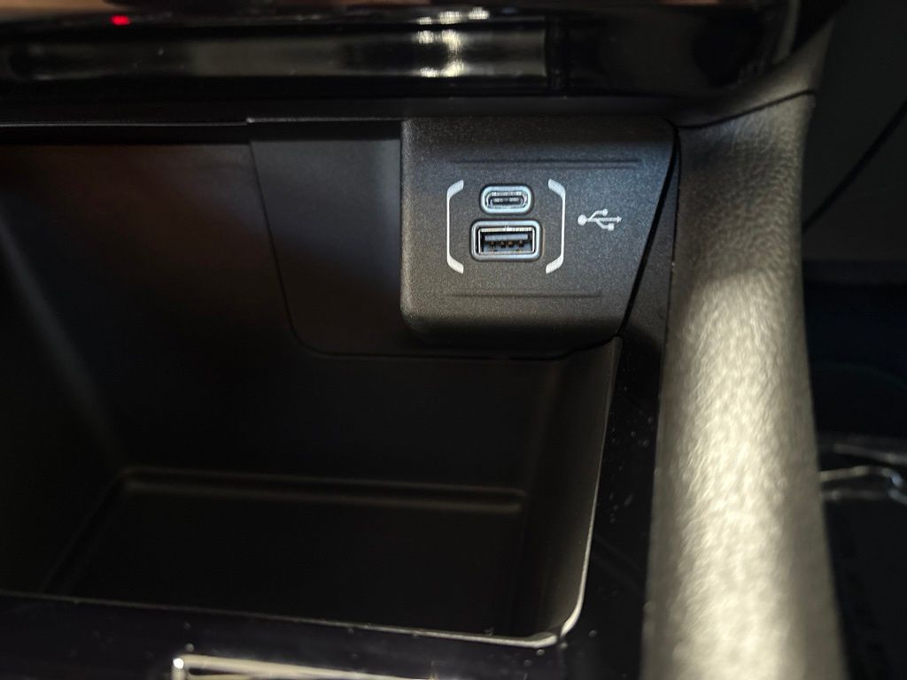 Thumbnail: 2026 Jeep Compass - 31