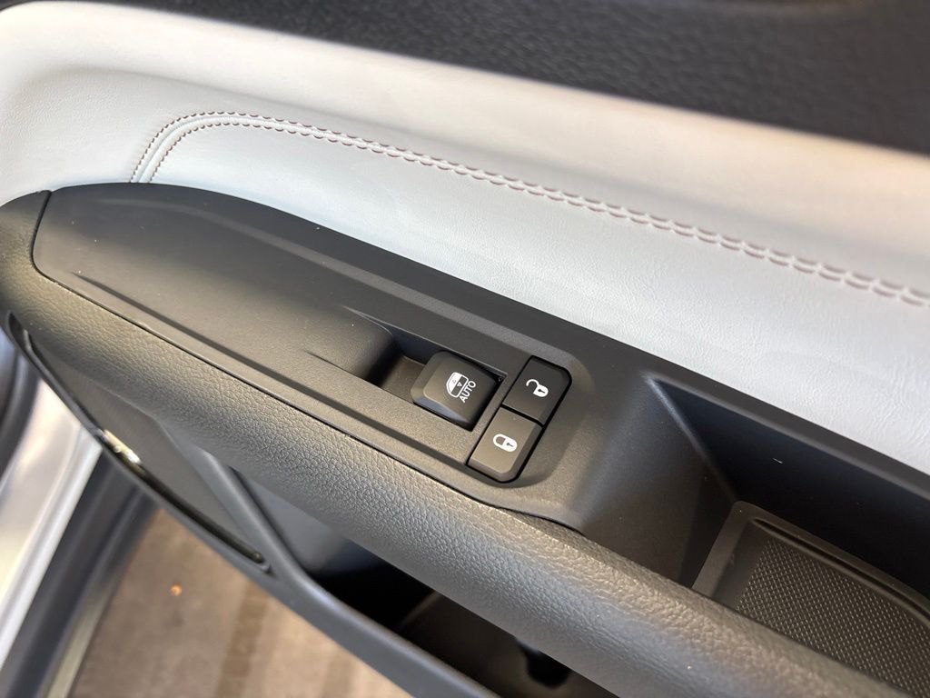 Thumbnail: 2026 Jeep Compass - 6