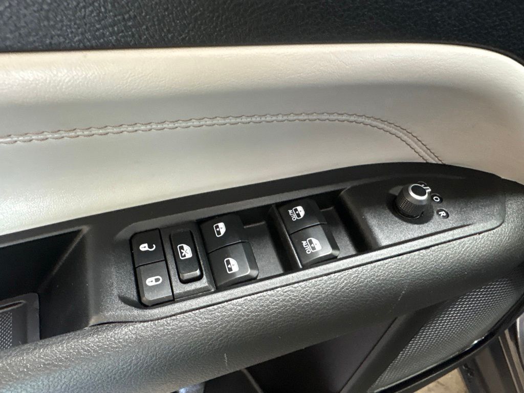 Thumbnail: 2024 Jeep Compass - 22