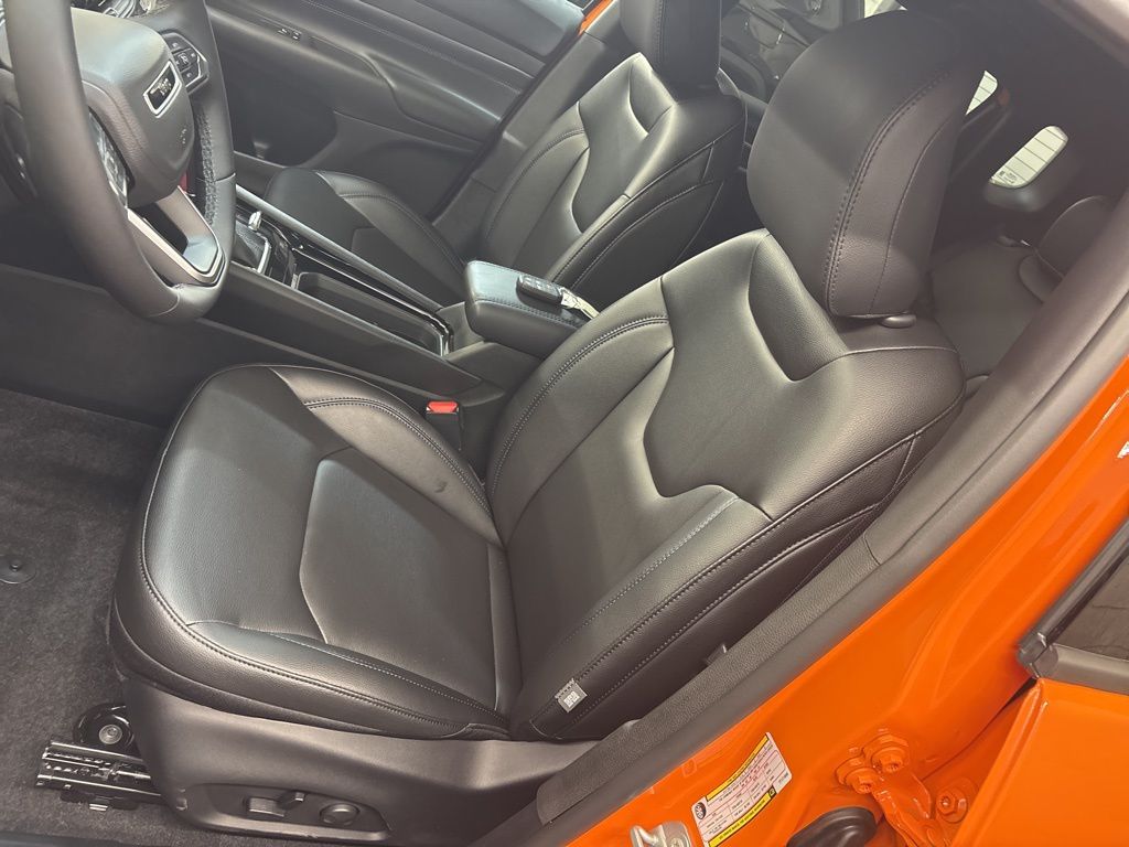Thumbnail: 2026 Jeep Compass - 9