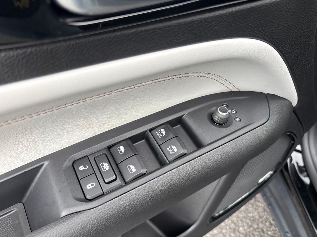 Thumbnail: 2026 Jeep Compass - 21