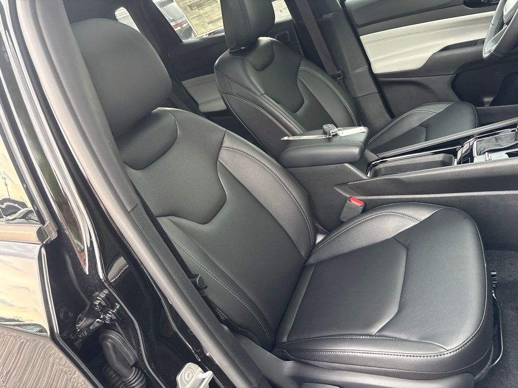 Thumbnail: 2026 Jeep Compass - 10