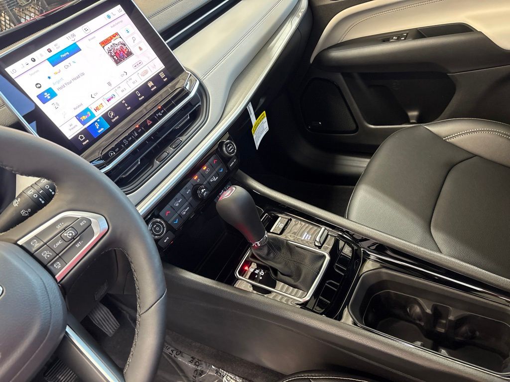 Thumbnail: 2026 Jeep Compass - 12