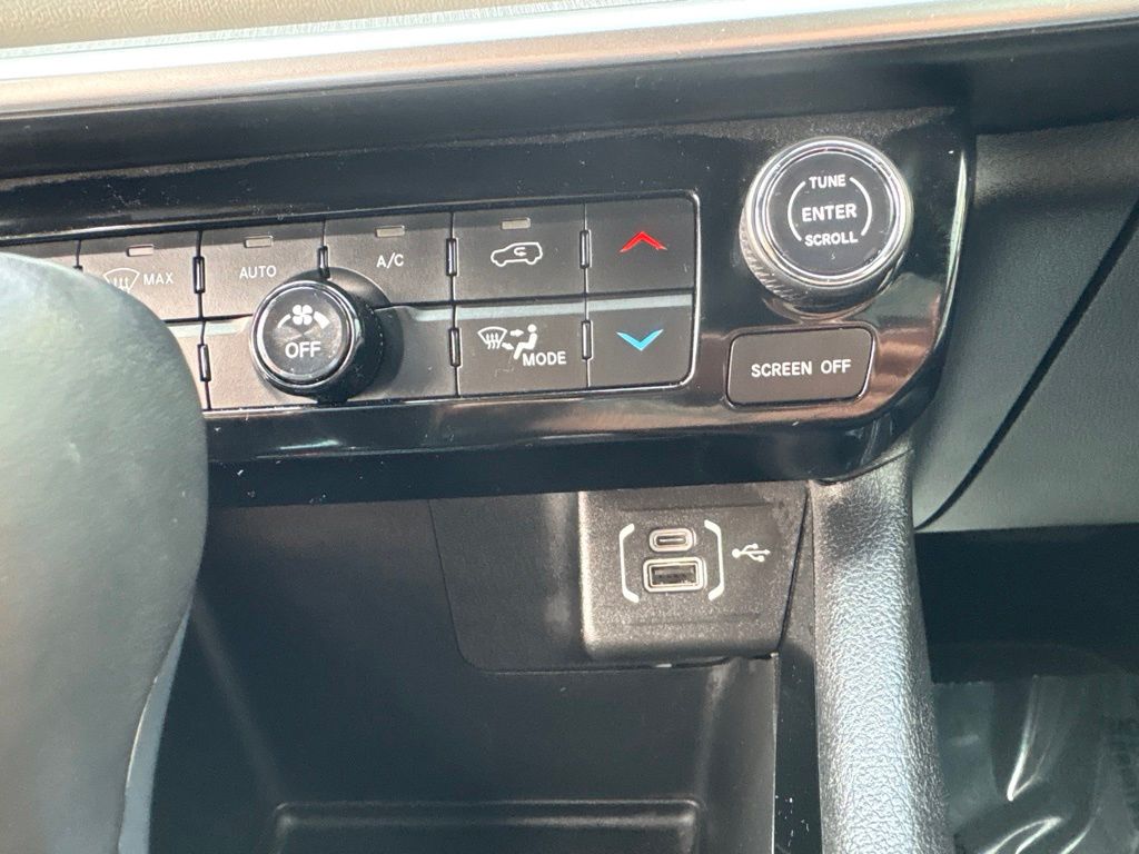 Thumbnail: 2024 Jeep Compass - 27