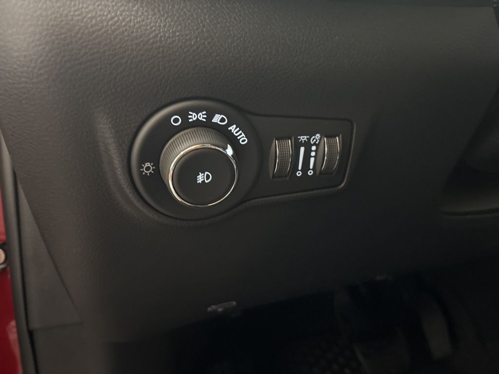 Thumbnail: 2026 Jeep Compass - 23