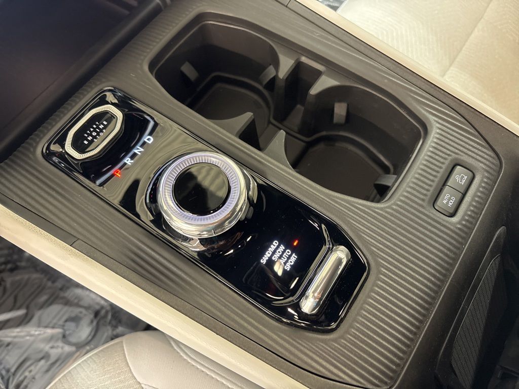 Thumbnail: 2026 Jeep Cherokee - 7