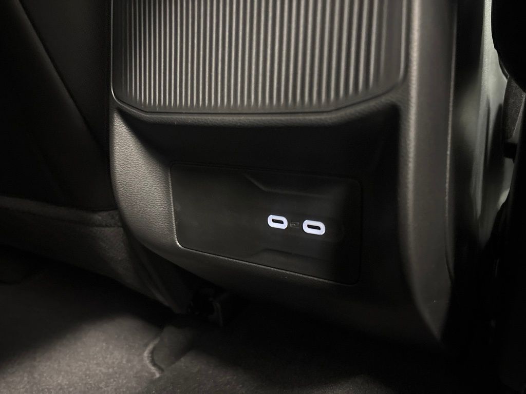 Thumbnail: 2026 Jeep Cherokee - 40