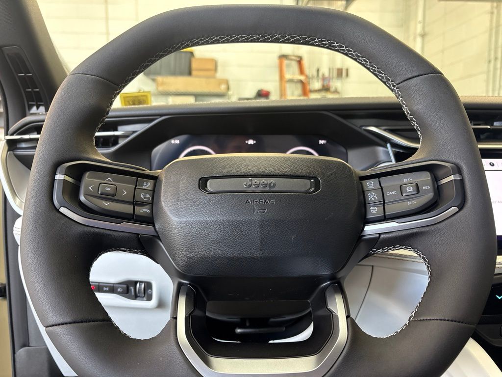 Thumbnail: 2026 Jeep Cherokee - 8
