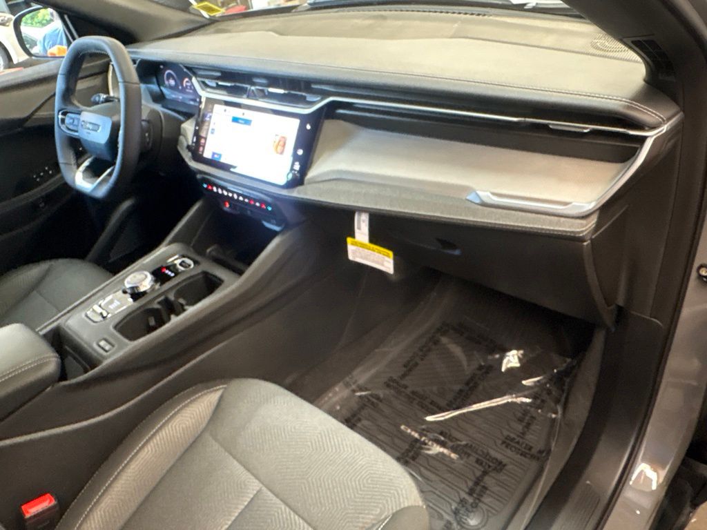 Thumbnail: 2026 Jeep Cherokee - 13