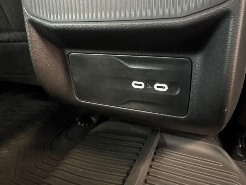 Thumbnail: 2026 Jeep Cherokee - 37