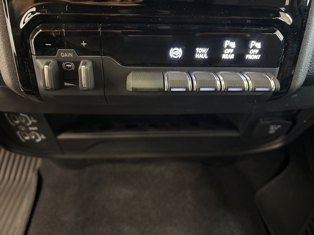 Thumbnail: 2026 RAM 2500 - 24