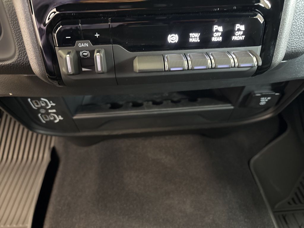 Thumbnail: 2026 RAM 2500 - 25