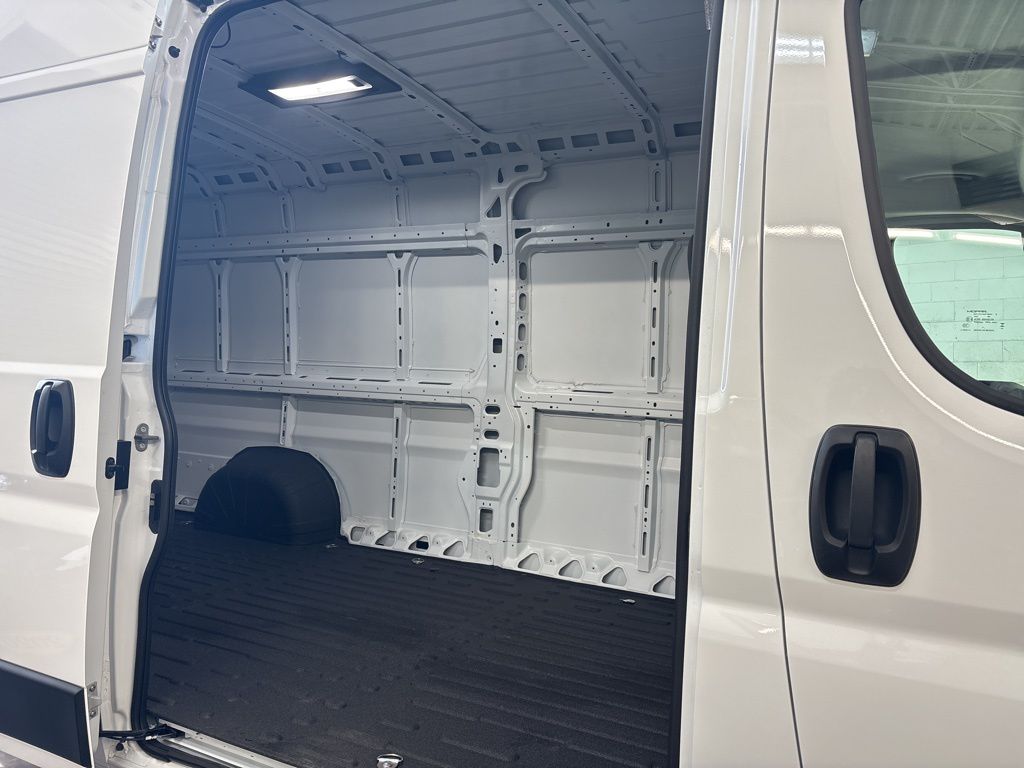 Thumbnail: 2026 RAM ProMaster - 12