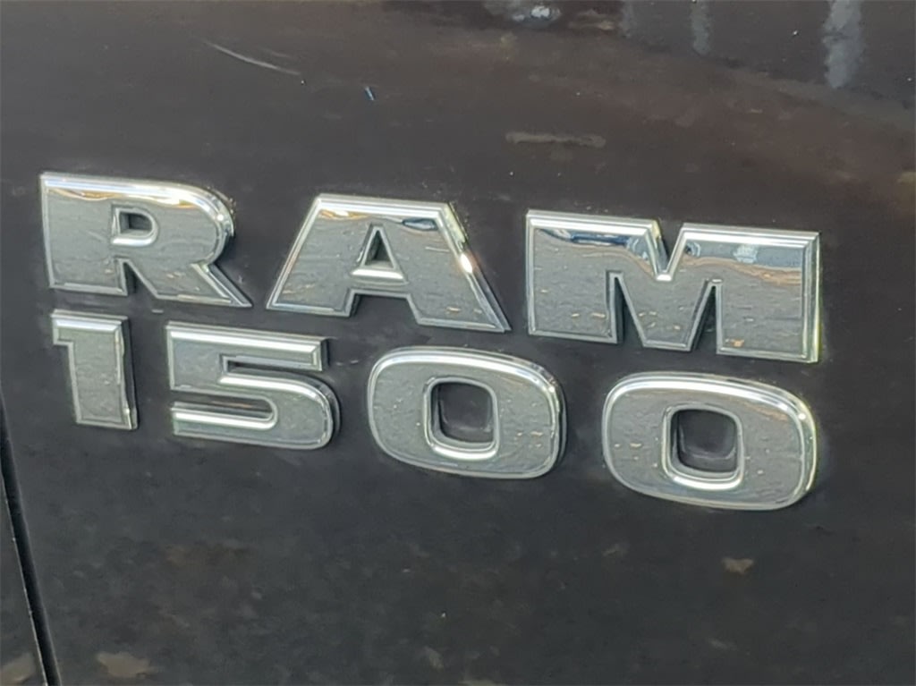 2016 RAM 1500 SLT 28