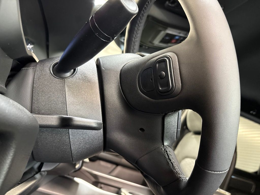 Thumbnail: 2026 RAM 1500 - 15