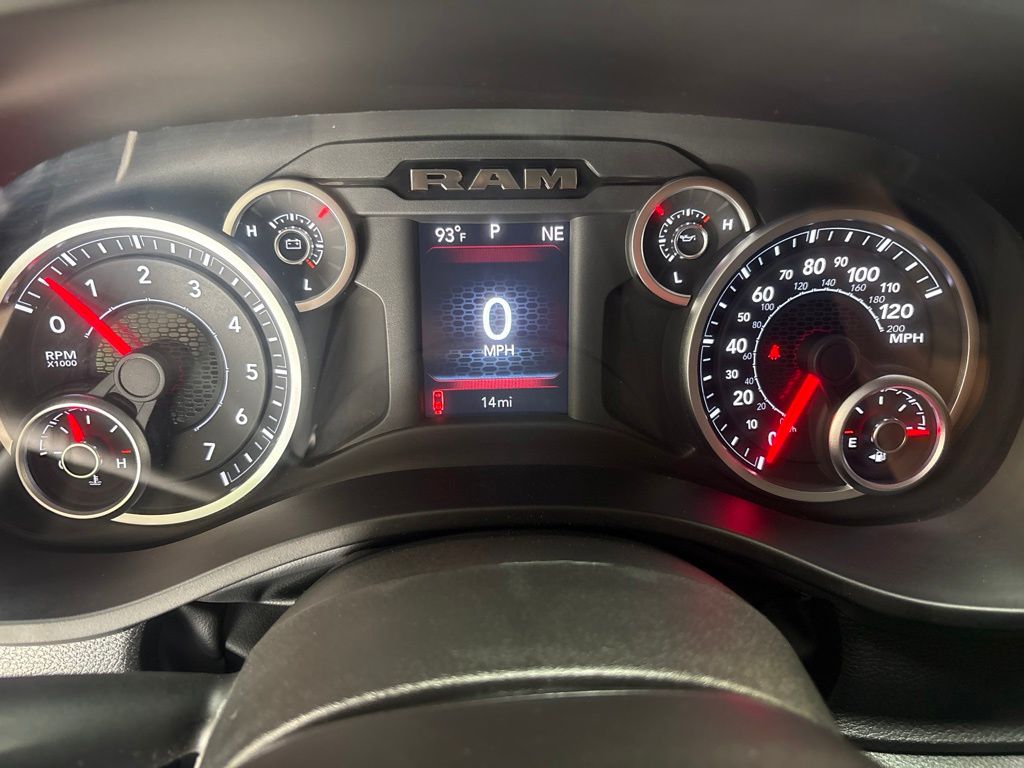 Thumbnail: 2026 RAM 1500 - 17