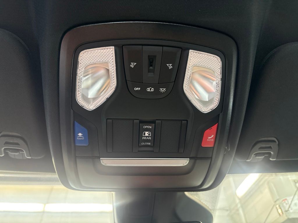 Thumbnail: 2026 RAM 1500 - 28