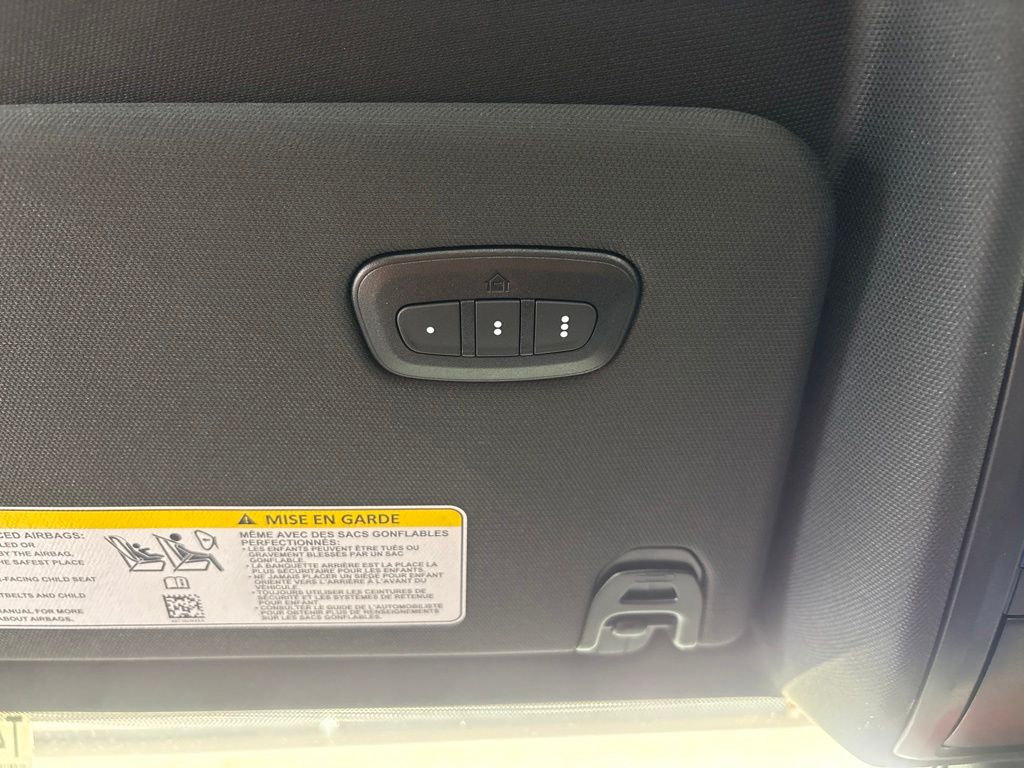 Thumbnail: 2026 RAM 1500 - 32