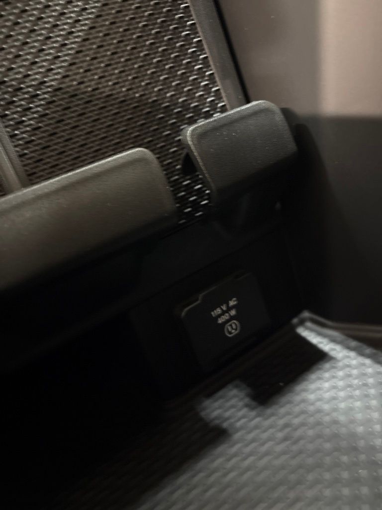 Thumbnail: 2026 RAM 1500 - 28