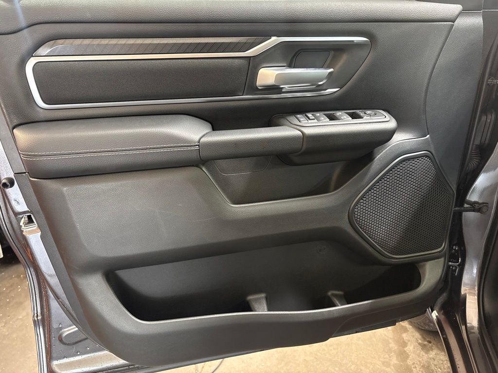 Thumbnail: 2026 RAM 1500 - 19