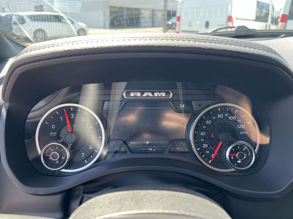 Thumbnail: 2026 RAM 1500 - 17