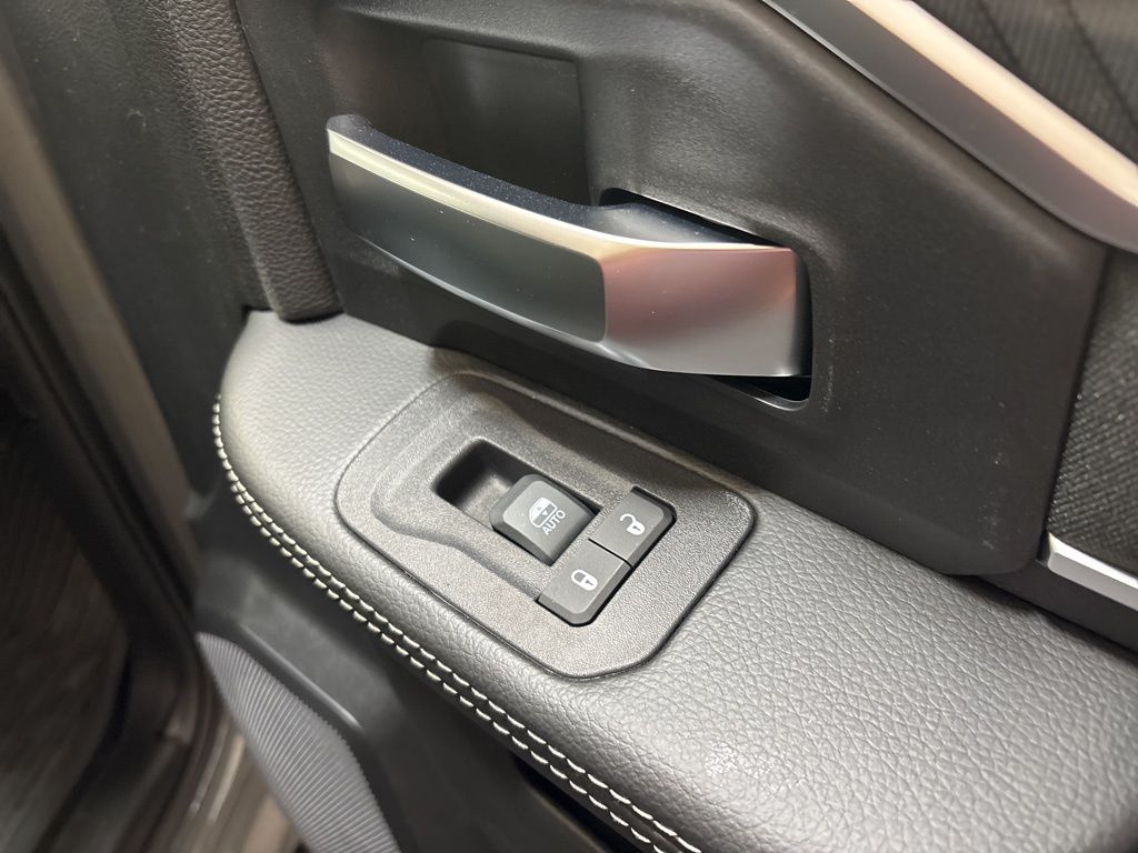 Thumbnail: 2026 RAM 2500 - 33