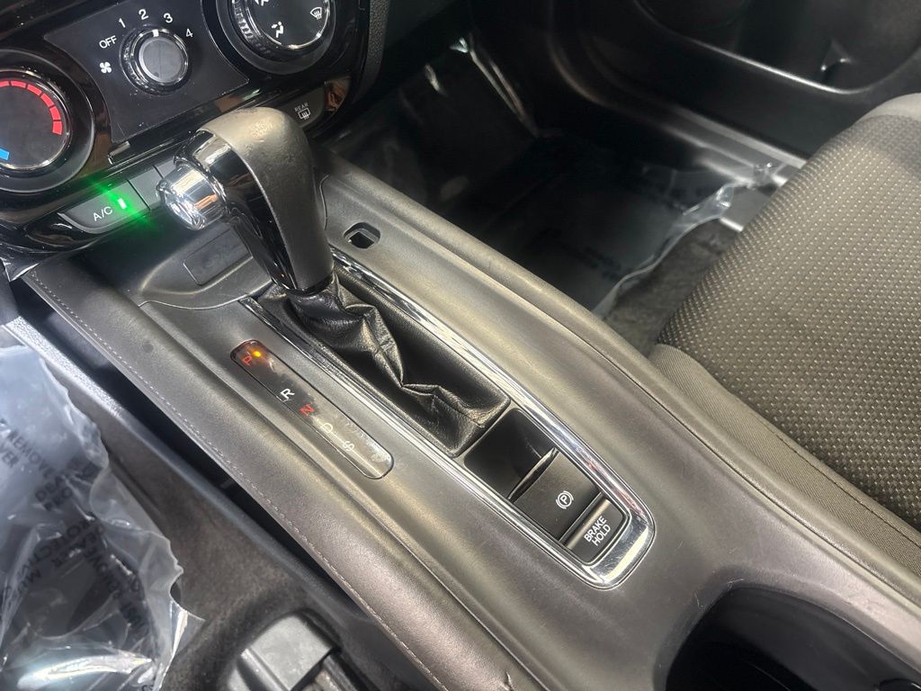 Thumbnail: 2019 Honda HR-V - 14