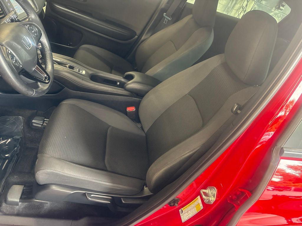 Thumbnail: 2019 Honda HR-V - 8